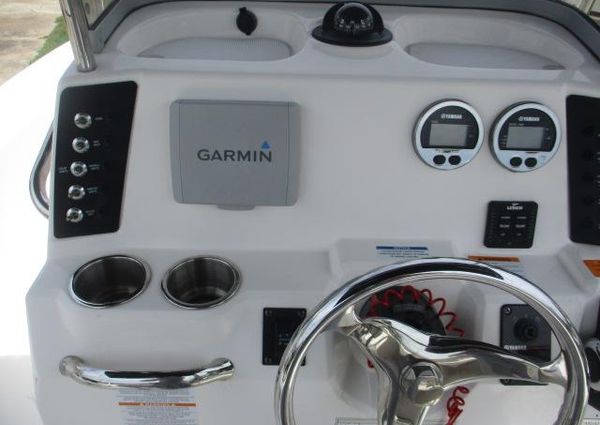 Robalo 226-CAYMAN image