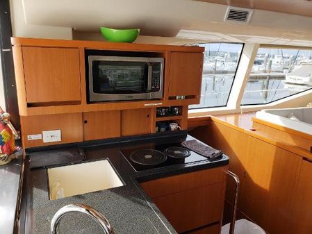 Aquila 44 Yacht image