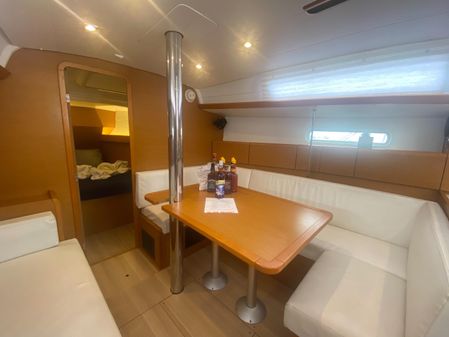 Jeanneau Sun Odyssey 389 image