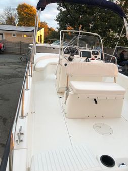 Boston-whaler 190-MONTAUK image