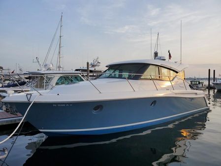 Tiara Yachts 39 image