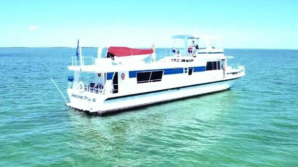 Pluckebaum 68 House Boat 