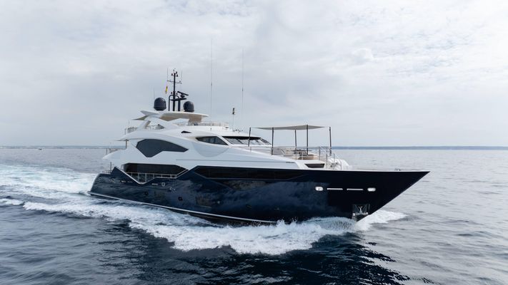 Sunseeker 131 Yacht - main image