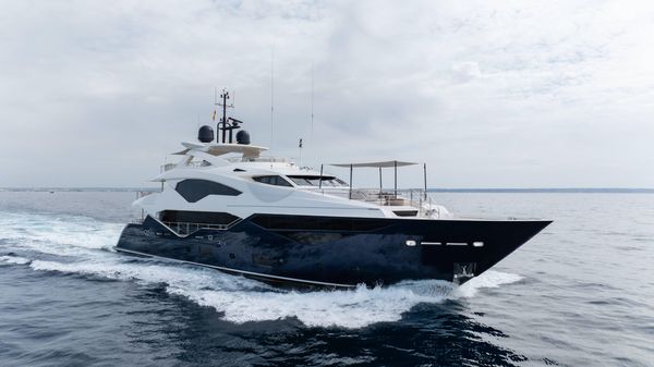 Sunseeker 131 Yacht