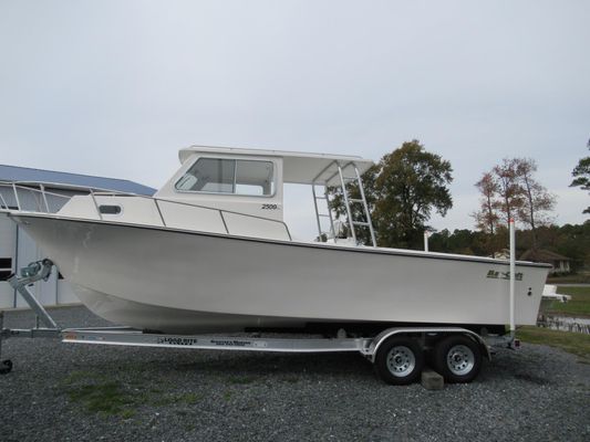 May-Craft 25 CABIN XL - main image