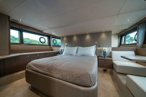 Sunseeker Manhattan 52 image