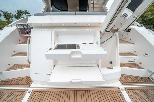 Sunseeker Manhattan 52 image