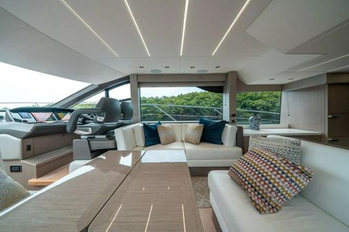 Sunseeker Manhattan 52 image