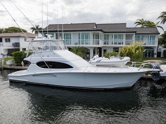 Hatteras 54 Convertible - main image