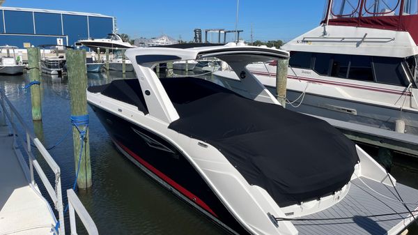 Sea Ray SLX 310