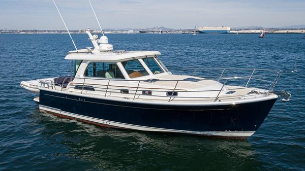Sabre 38' Salon Express 