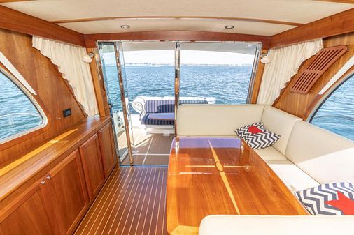 Sabre 38' Salon Express image