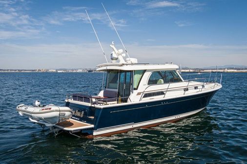 Sabre 38' Salon Express image