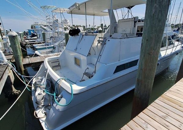 Hatteras COCK-PIT image