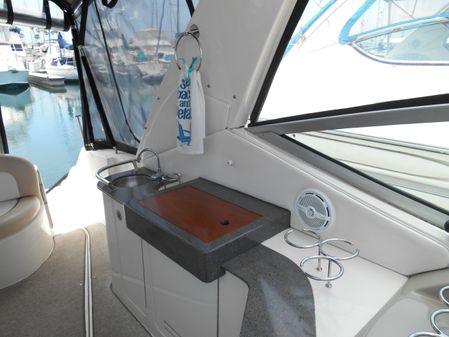 Sea Ray 330 Sundancer image