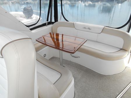 Sea Ray 330 Sundancer image