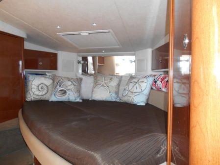 Sea Ray 330 Sundancer image