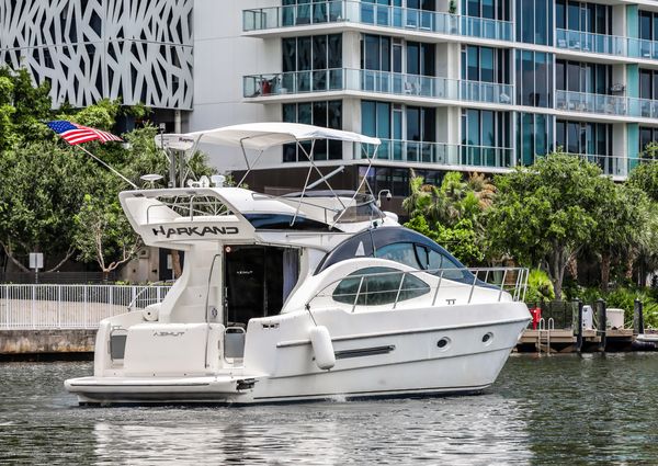 Azimut 42 Flybridge image