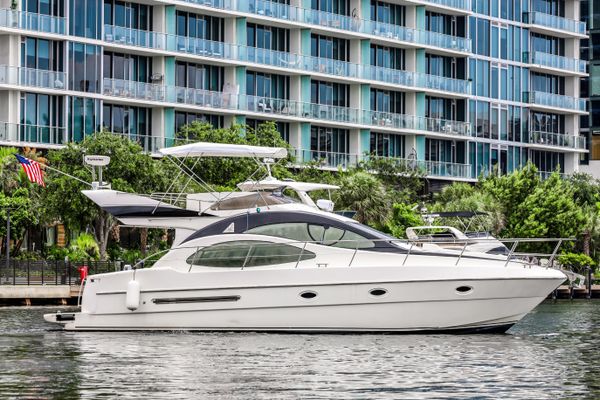 Azimut 42 Flybridge - main image