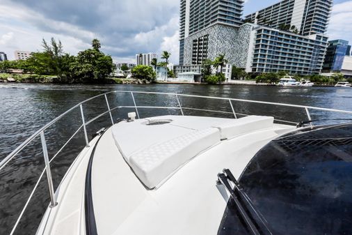 Azimut 42 Flybridge image