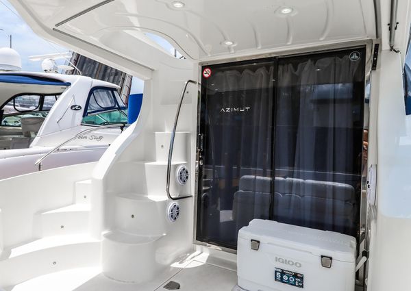 Azimut 42 Flybridge image