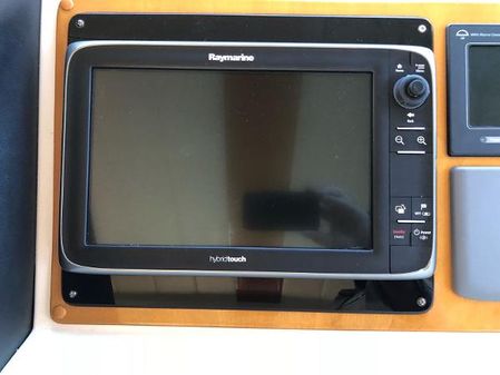 Dominator 64 image