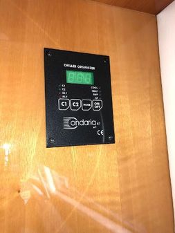 Dominator 64 image