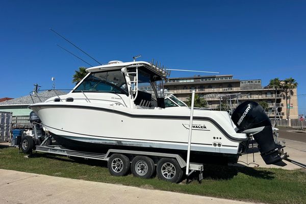 Boston Whaler 315 Conquest - main image