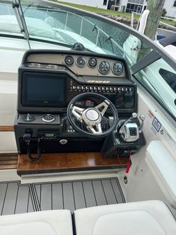 Sea Ray 350 Sundancer image