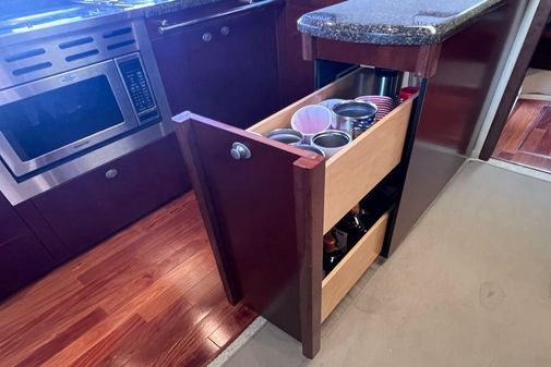 Sea Ray 48 Sundancer image