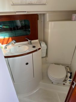 Beneteau 331 image