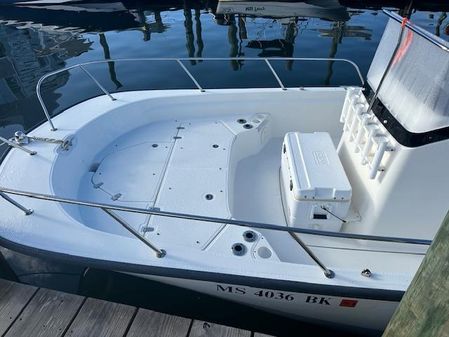 Boston Whaler 210 Montauk image