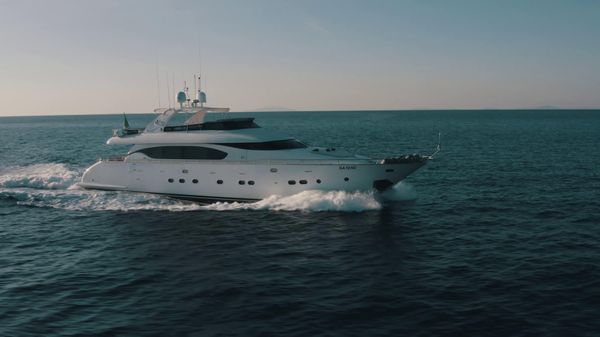 Maiora 27