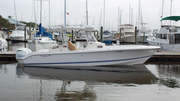 Edgewater 320CC 