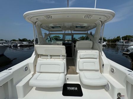 Tiara Yachts 3600 Open image