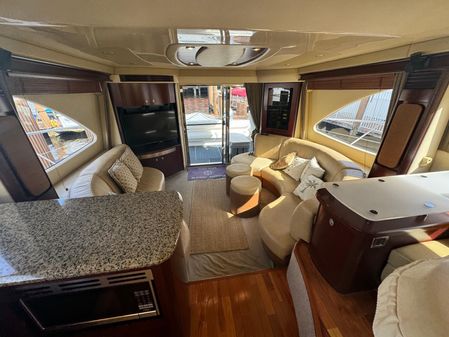 Sea Ray 58 Sedan Bridge image