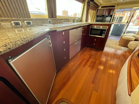 Sea Ray 58 Sedan Bridge image