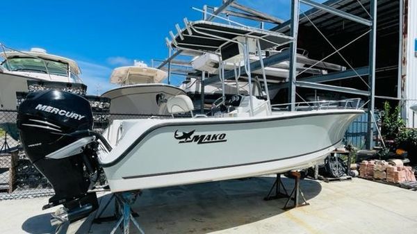 Mako 204 CC