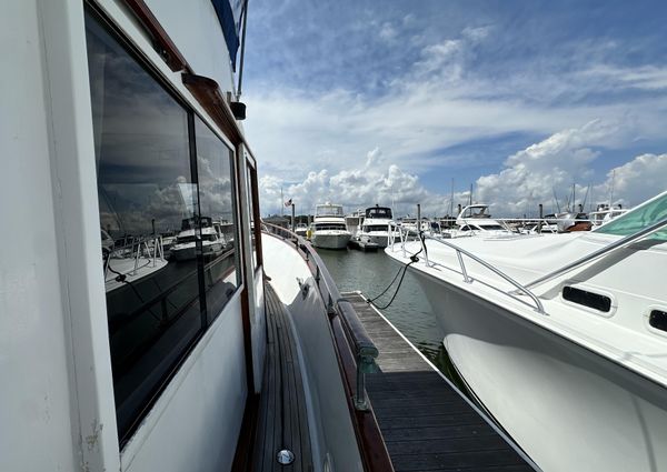 Island Gypsy Flush Aft Deck Trawler-Motor Yacht image