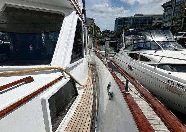 Island Gypsy Flush Aft Deck Trawler-Motor Yacht image