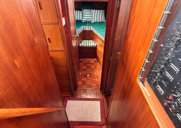 Island Gypsy Flush Aft Deck Trawler-Motor Yacht image