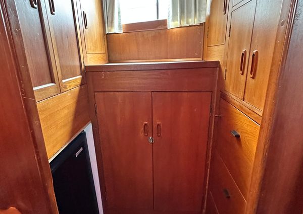 Island Gypsy Flush Aft Deck Trawler-Motor Yacht image