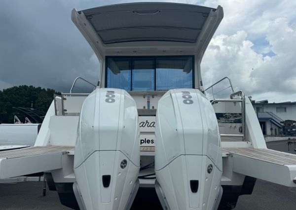 Sealine C335V image