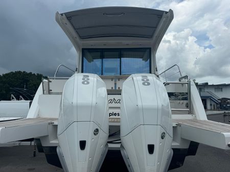 Sealine C335V image