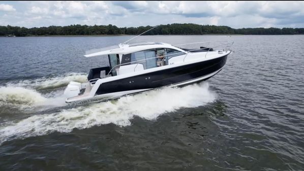 Sealine C335V image