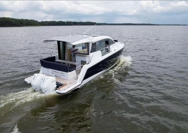 Sealine C335V image