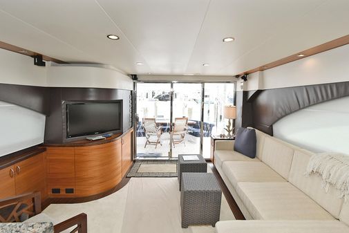 Hatteras 60 Motor Yacht image