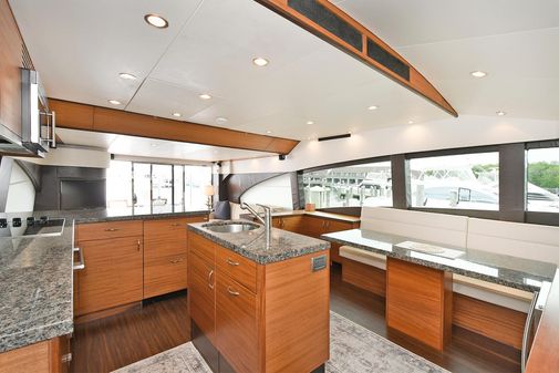 Hatteras 60 Motor Yacht image