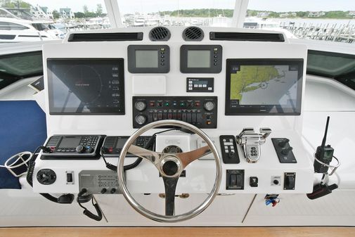 Hatteras 60 Motor Yacht image