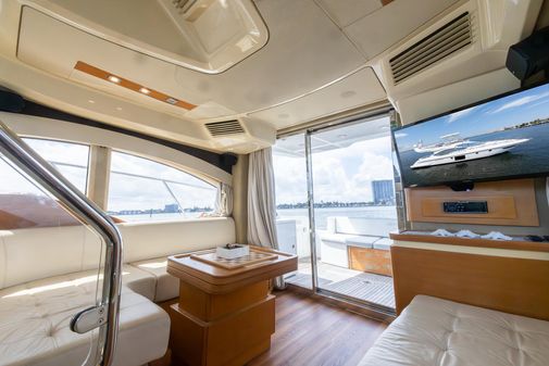 Azimut 45 Flybridge image